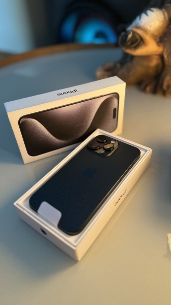 2IPHONES 